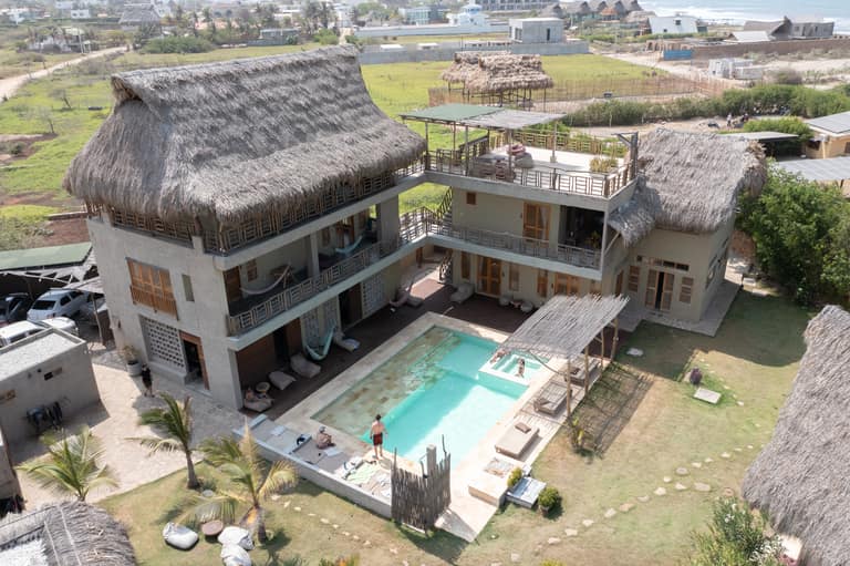 Hotel Casa Mambo Salinas con day pass