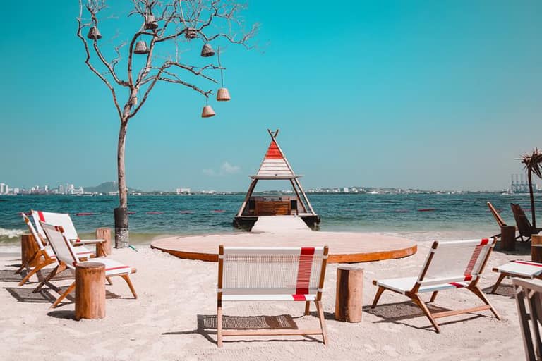 Hotel Fenix Beach Cartagena con day pass