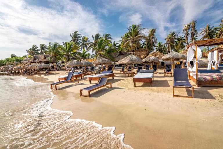 Hotel Palmarito Beach Hotel con day pass