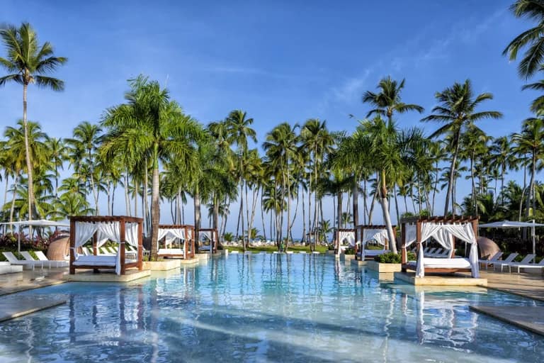 Hotel Viva V Samana by Wyndham con day pass