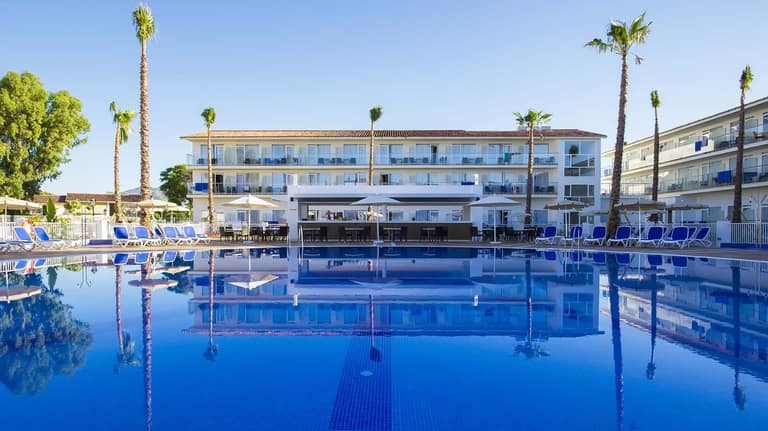 Hotel Globales Playa Estepona con day pass