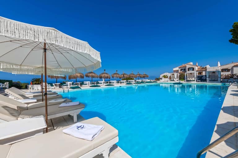 Hotel Shiva Beach Club con day pass