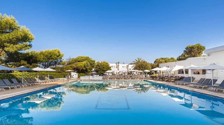 Hotel Globales Lord Nelson con day pass