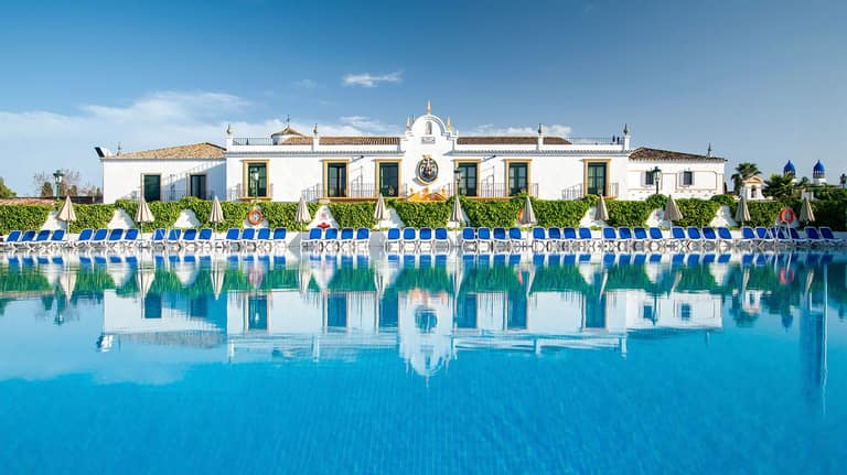 Hotel Globales Pueblo Andaluz con day pass