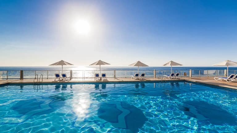 Hotel Globales América con day pass