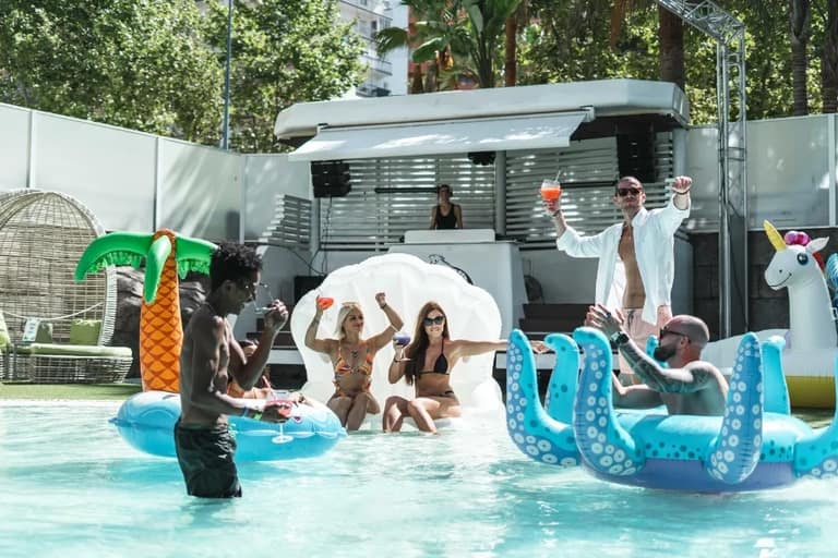 Hotel BC Music Resort™ con day pass