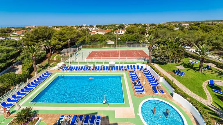 Hotel Globales Cala'n Blanes con day pass