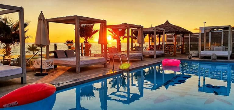 Hotel The Point Marbella con day pass