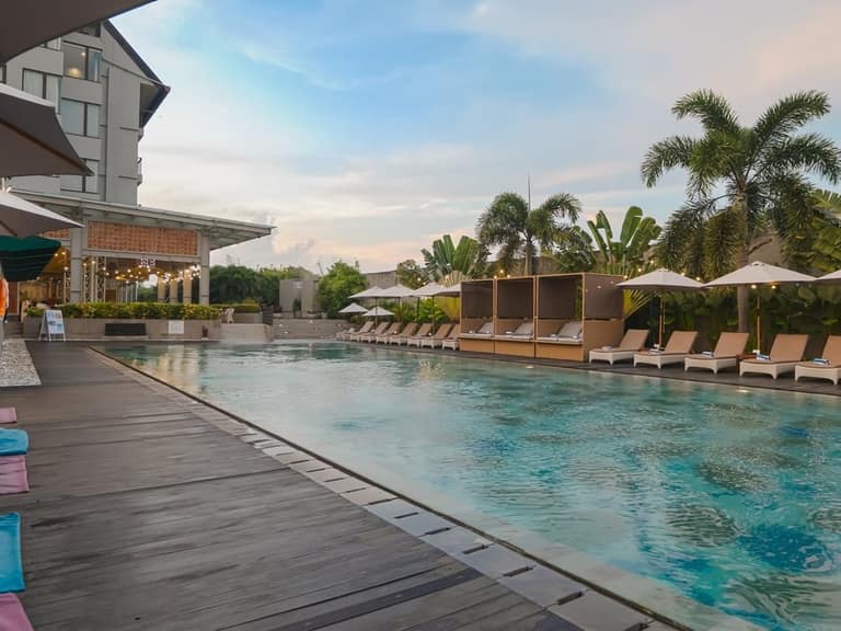 Hotel Eastin Ashta Resort Canggu con day pass