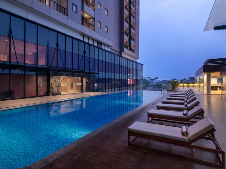 Hotel Aston Bintaro Hotel & Conference Center con day pass