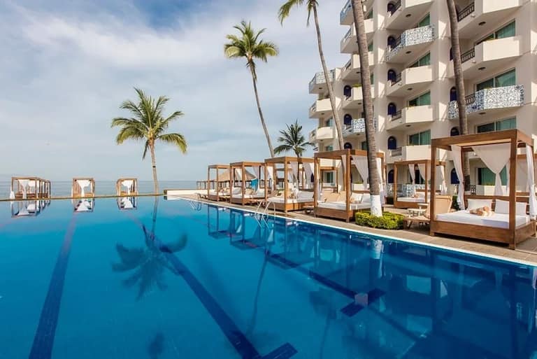 Hotel Crown Paradise Golden Hotel con day pass