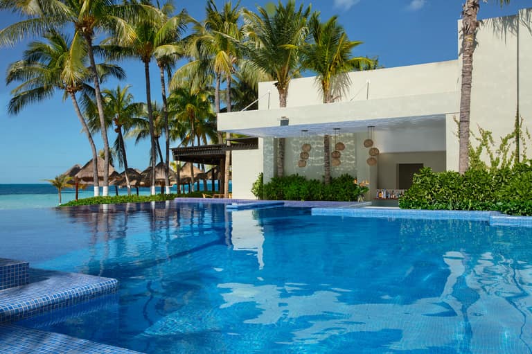 Hotel Dreams Sands Cancun Resort & Spa con day pass