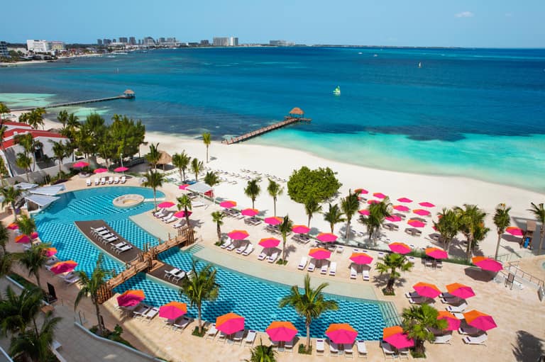 Hotel Breathless Cancun Soul Resort & Spa con day pass