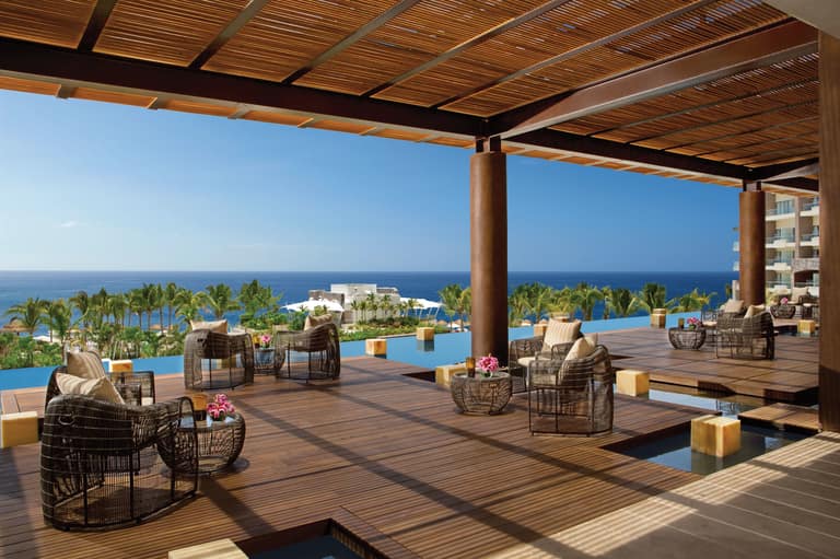 Hotel Dreams Vallarta Bay con day pass