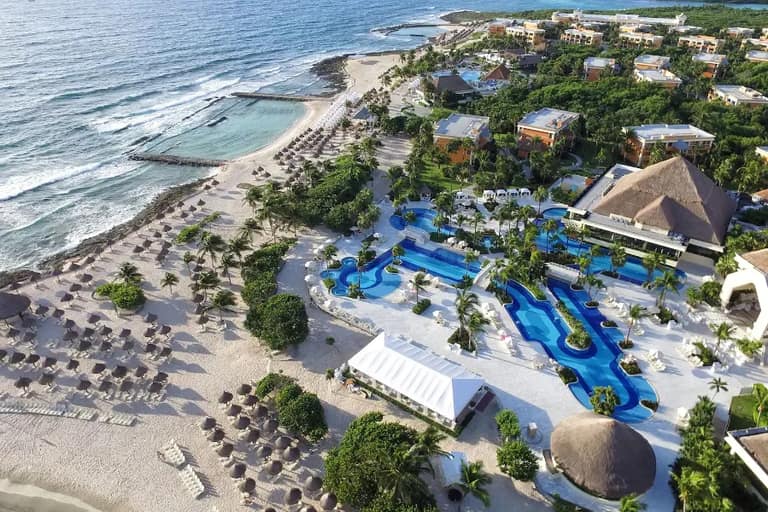 Hotel Bahia Principe Luxury Akumal con day pass
