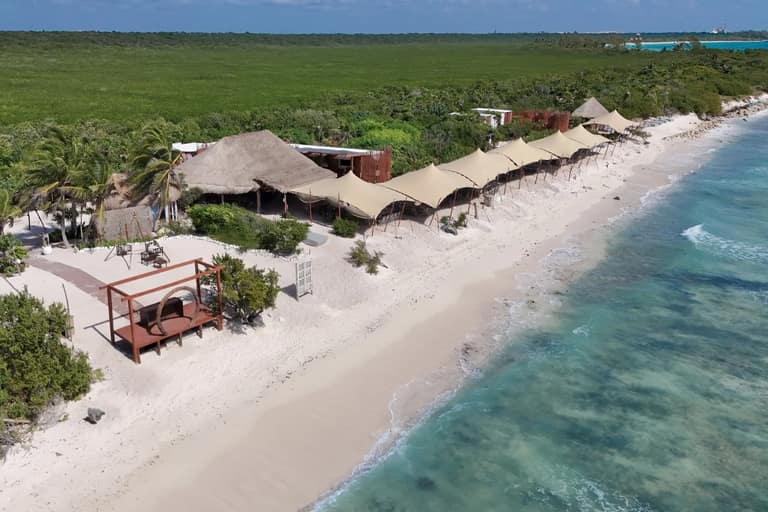 Hotel Punta Venado Beach Club by Cancún Adventures con day pass