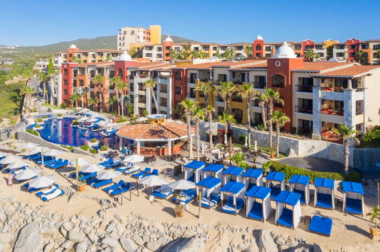 Hotel Hacienda Encantada Resort & Residences con day pass