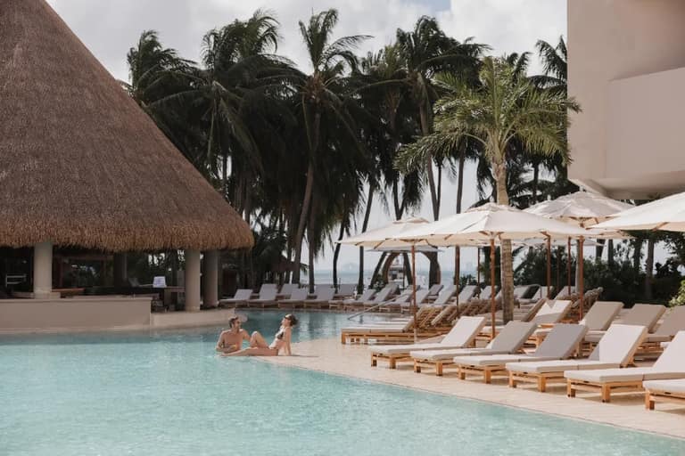 Hotel Almare a Luxury Collection Resort, Isla Mujeres con day pass