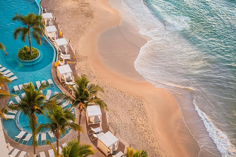 Hotel Hilton All-Inclusive Resort Vallarta Riviera con day pass