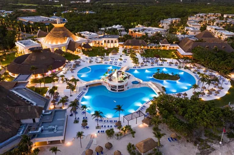Hotel Bahia Principe Grand Tulum con day pass