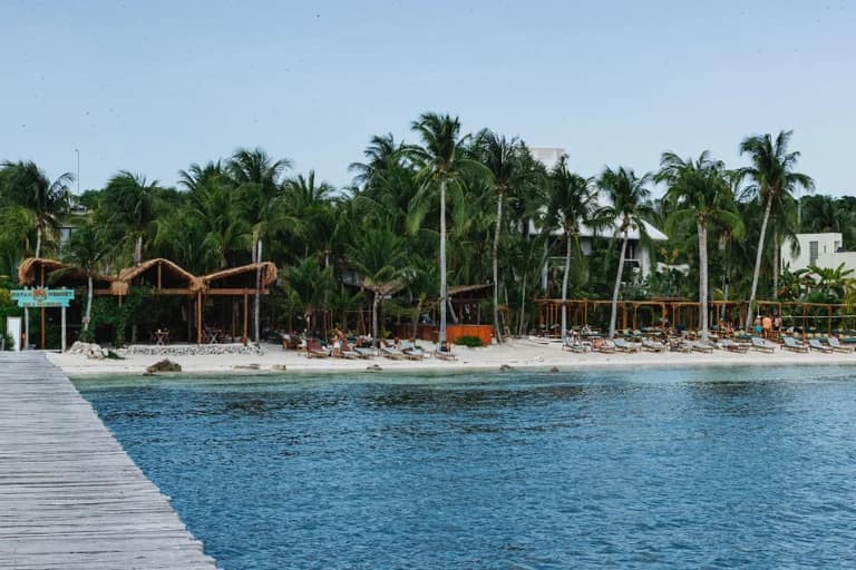 Hotel Areia Beach Club Isla Mujeres con day pass
