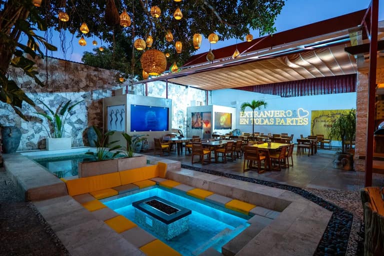 Hotel KUKU Spa Bar con day pass