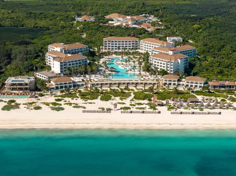 Hotel Secrets Playa Mujeres Golf & Spa Resort con day pass