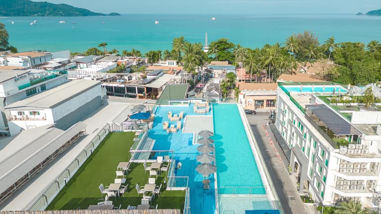 Hotel Hotel Clover Patong Phuket con day pass