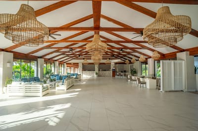 Hotel Viva Fortuna Beach by Wyndham con day pass