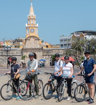 Hotel Cartagena Walking & Bike Tours con day pass