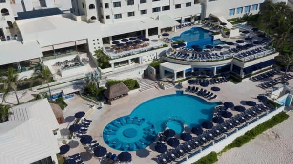 Hotel Occidental Tucancún con day pass
