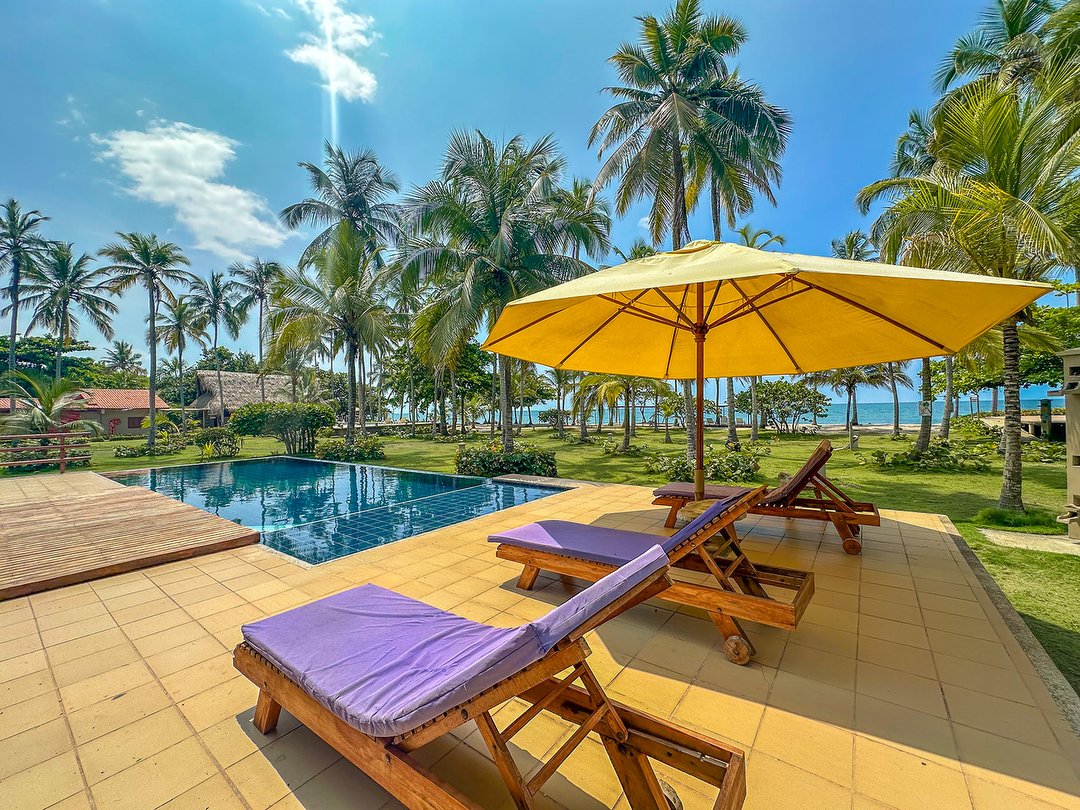 Hotel Hotel, Restaurante & Bar Chiniu– Palomino con day pass