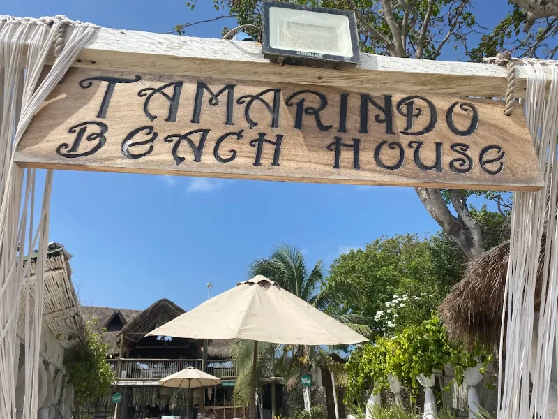 Hotel Tamarindo Beach House con day pass