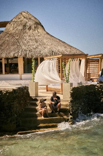 Hotel Mangata Beach Club con day pass