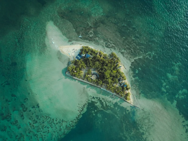 Hotel Corona Island con day pass