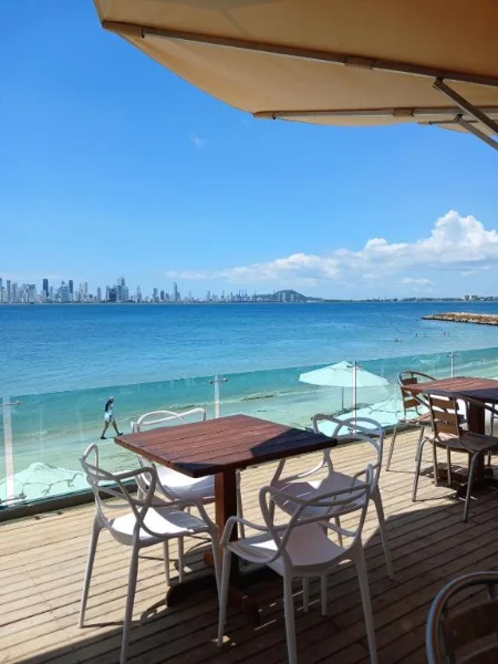 Hotel Hotel Tropical Inn con day pass