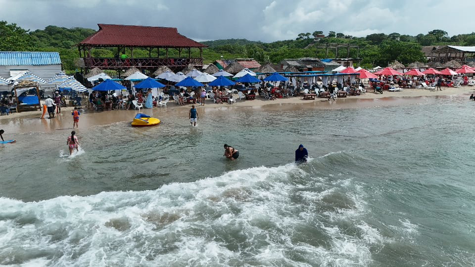 Hotel Tesoro Beach con day pass
