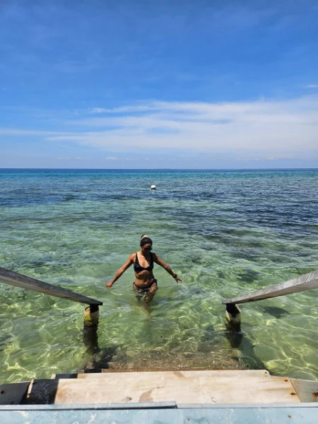 Hotel Santa Lova Hostel con day pass