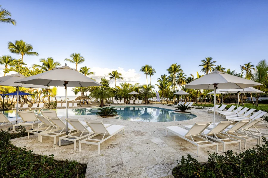 Hotel Viva Miches by Wyndham con day pass