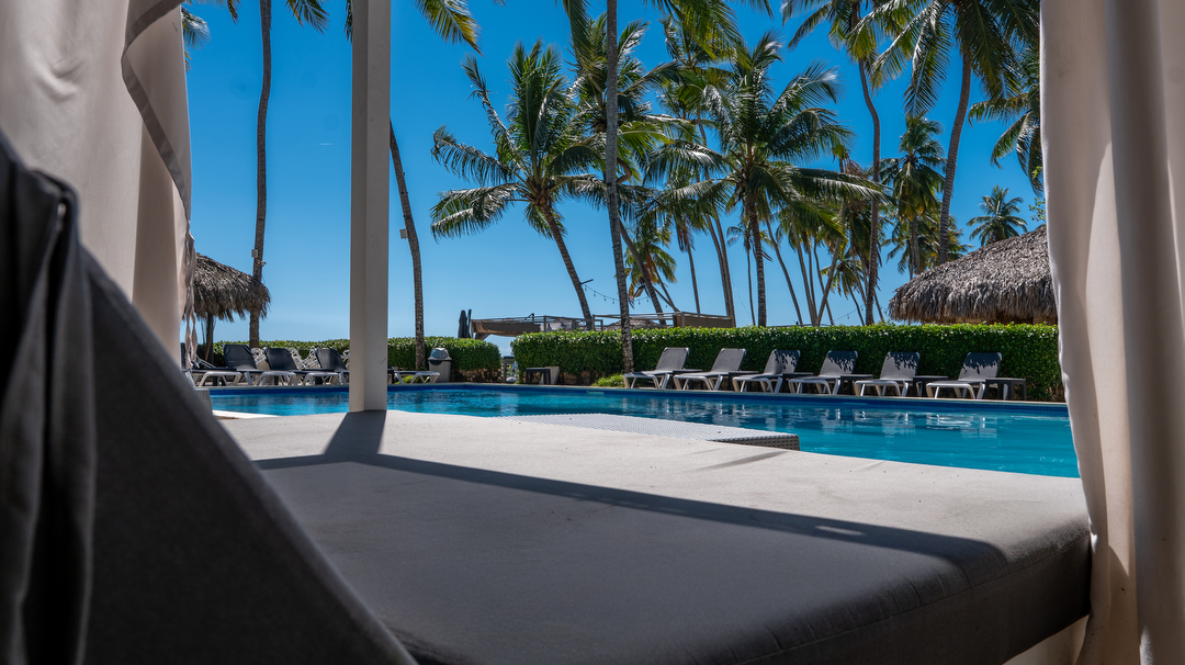 Hotel TRIBE RESORTS con day pass