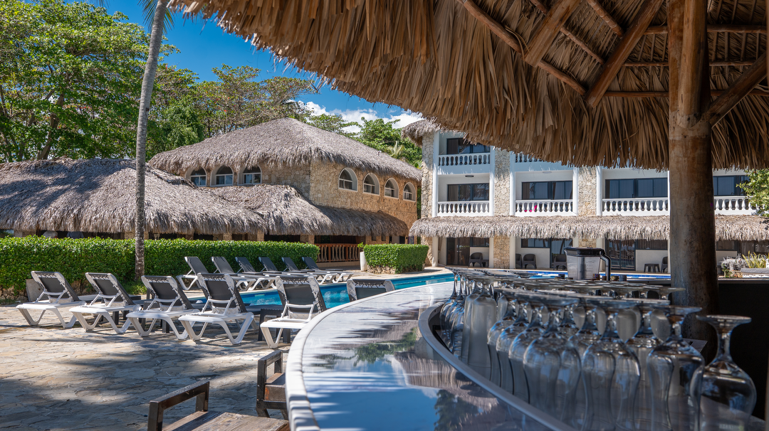 Hotel TRIBE RESORTS con day pass