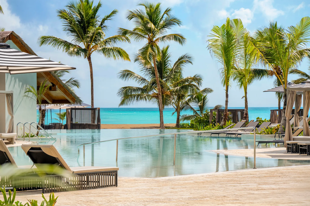 Hotel Secrets Playa Esmeralda Resort & Spa con day pass