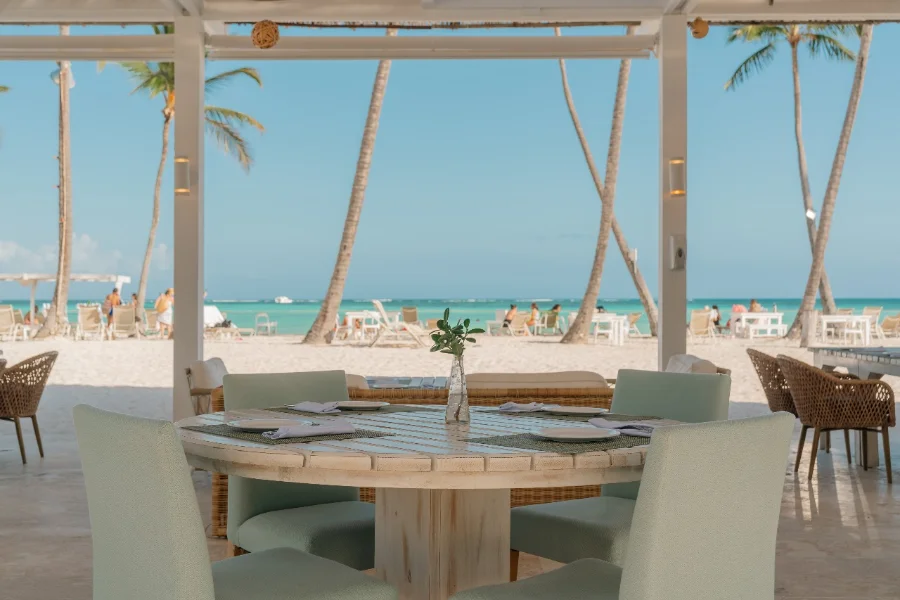 Hotel Juanillo Grill & Beach Club con day pass