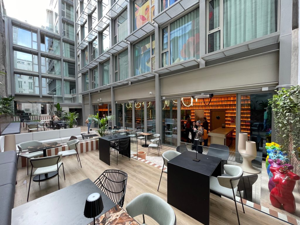 Hotel Akeah Gran Via Madrid con day pass