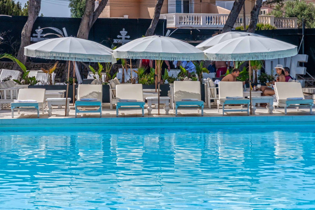 Hotel Shiva Beach Club con day pass