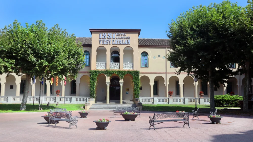 Hotel 1881 Hotel Balneario Vichy Catalan con day pass