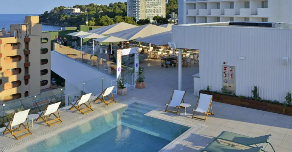 Hotel Shallow Sun Club con day pass