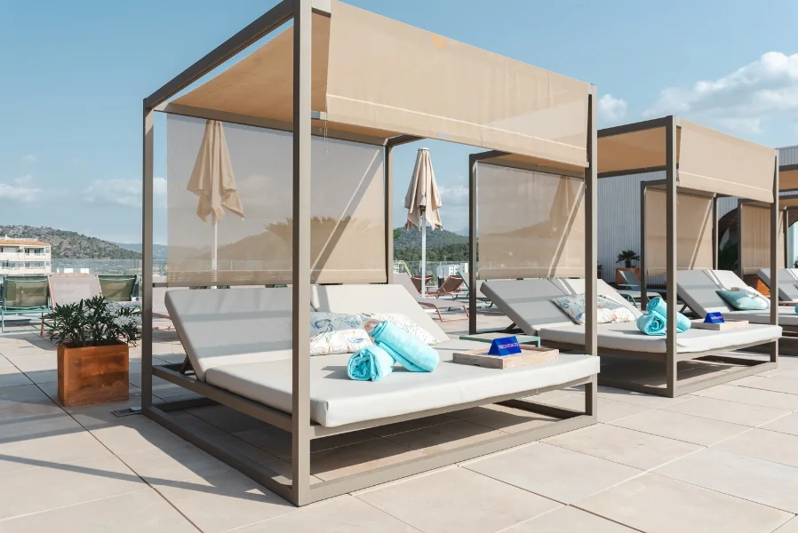 Hotel Shallow Sun Club con day pass