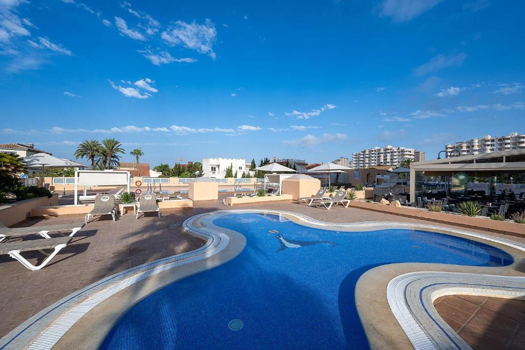 Hotel Poseidon La Manga Hotel & SPA con day pass