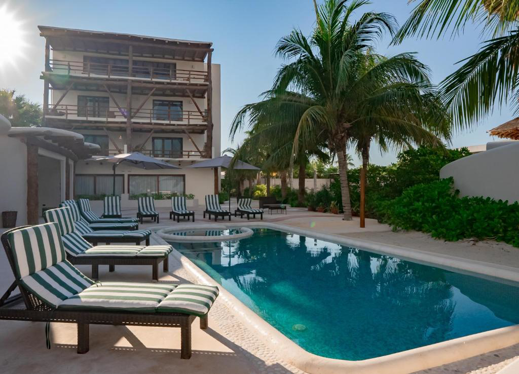 Hotel DK House Boutique con day pass